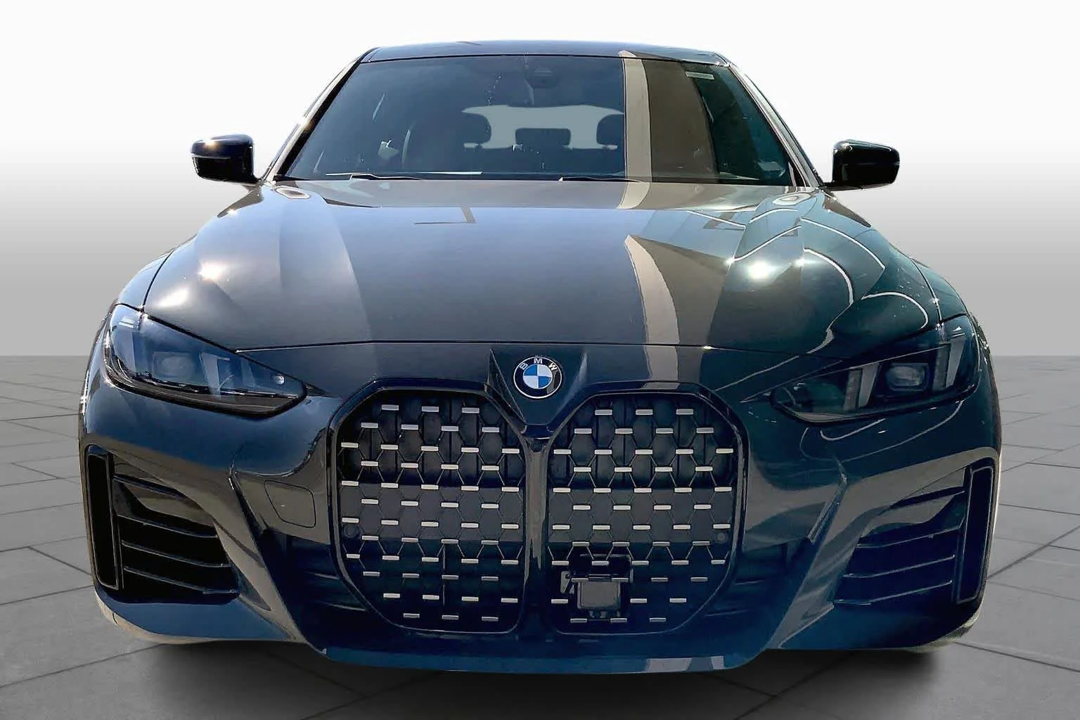 New 2026 Dravit Grey Metallic BMW 430i xDrive image 3