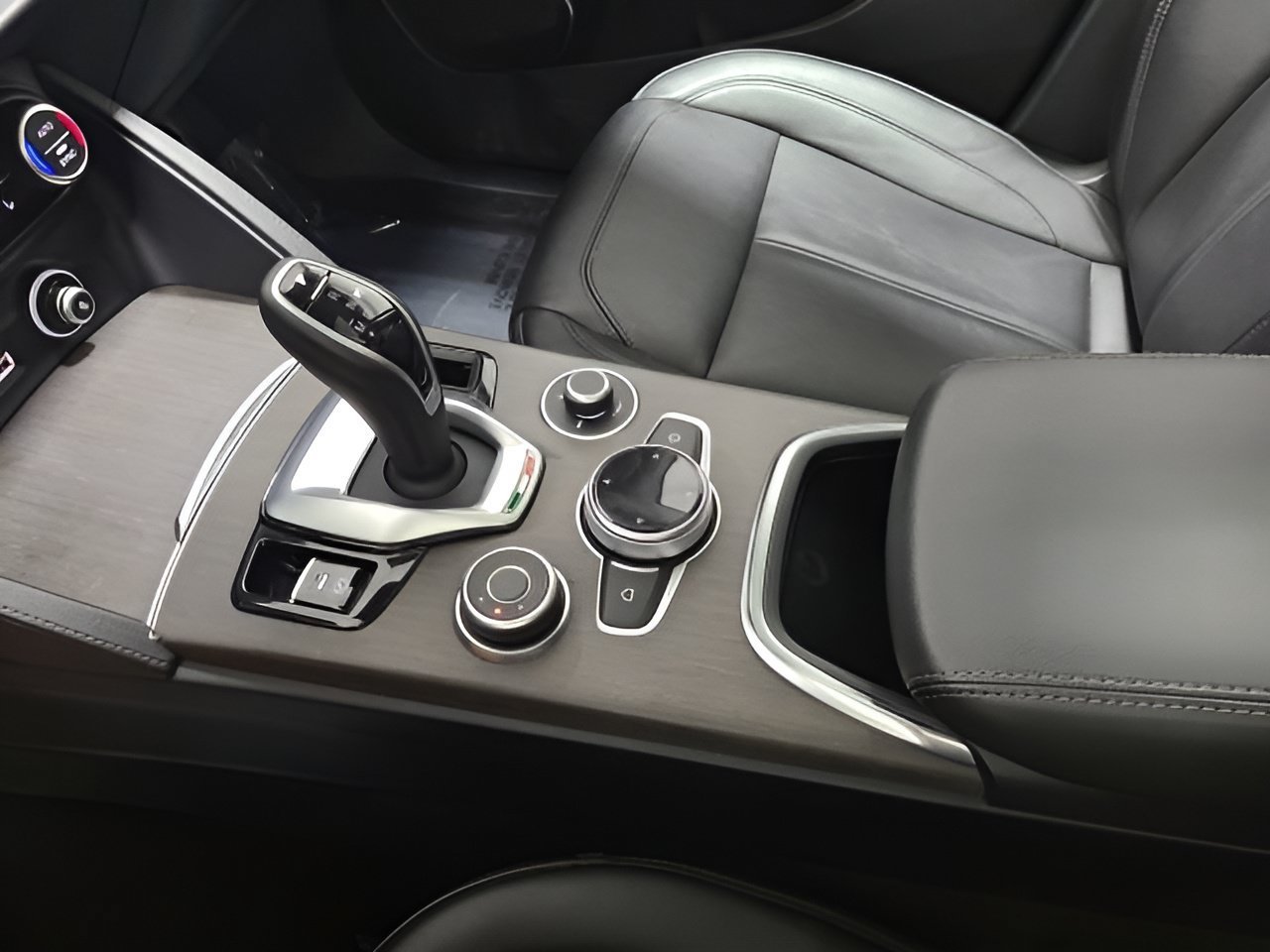 2021 Alfa Romeo Stelvio Ti - Photo 30