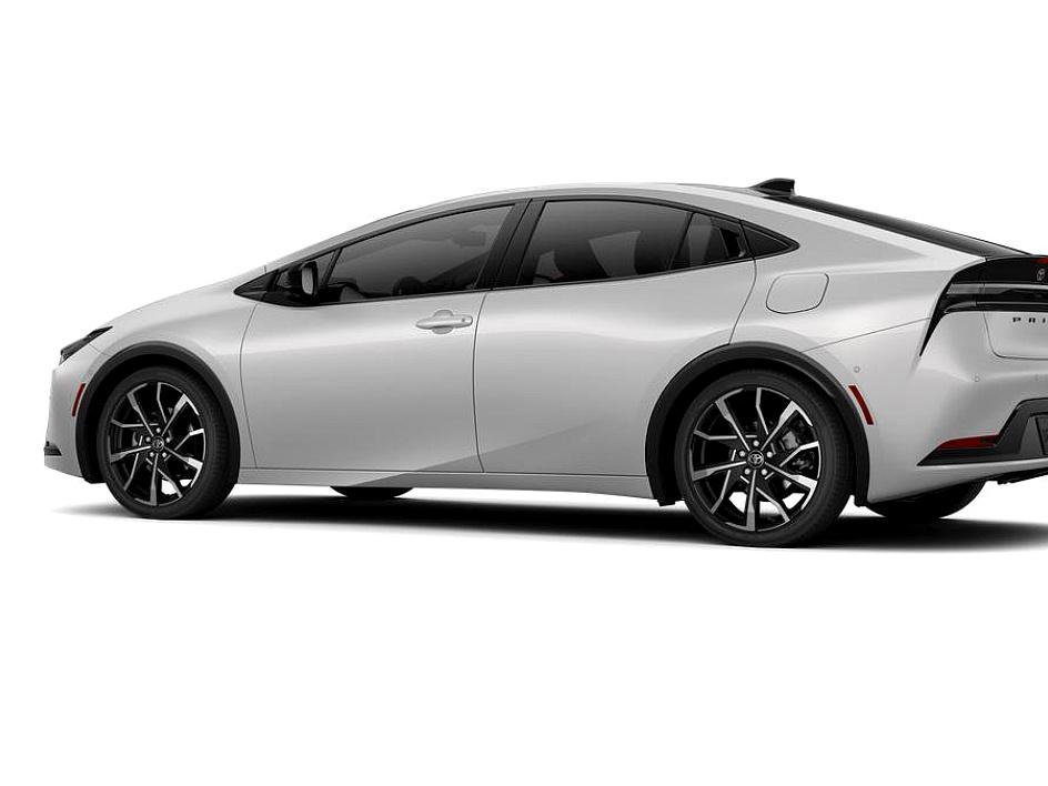 New 2026 Cutting Edge Toyota XSE Premium image 37