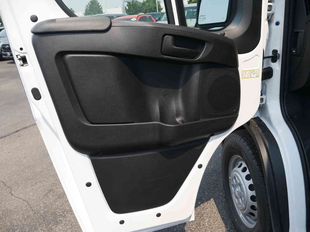 New 2026 Bright White Clearcoat RAM TRADESMAN image 22