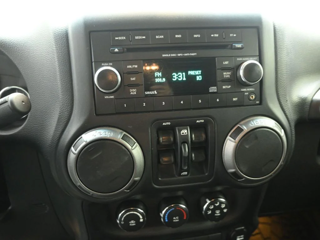 Used 2015 Black Jeep Unlimited Sport image 15