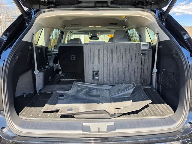 2023 Toyota Highlander XLE - Photo 17