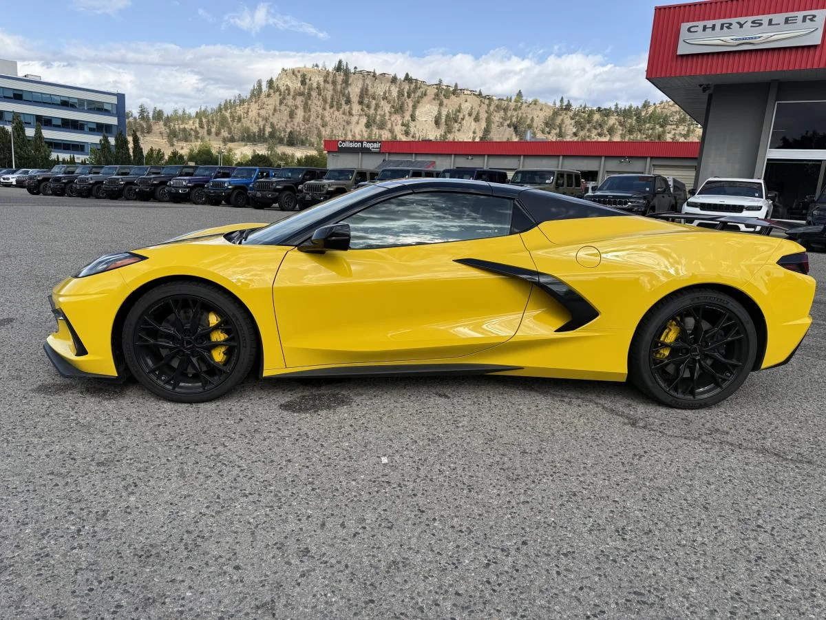 Used 2025 Yellow Chevrolet 3LT image 15
