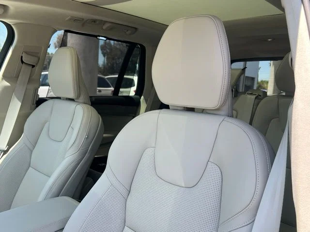 2025 Volvo XC90 Ultra - Photo 19