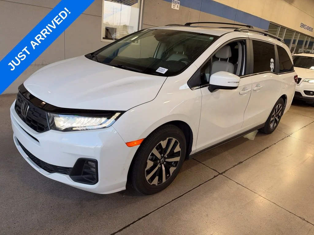 Certified Used 2025 Platinum White Pearl Honda EX-L image 1