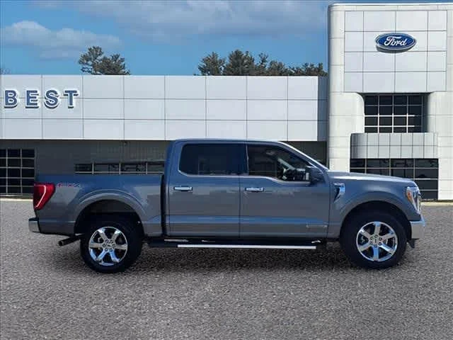 Used 2023 Carbonized Gray Metallic Ford XLT image 11