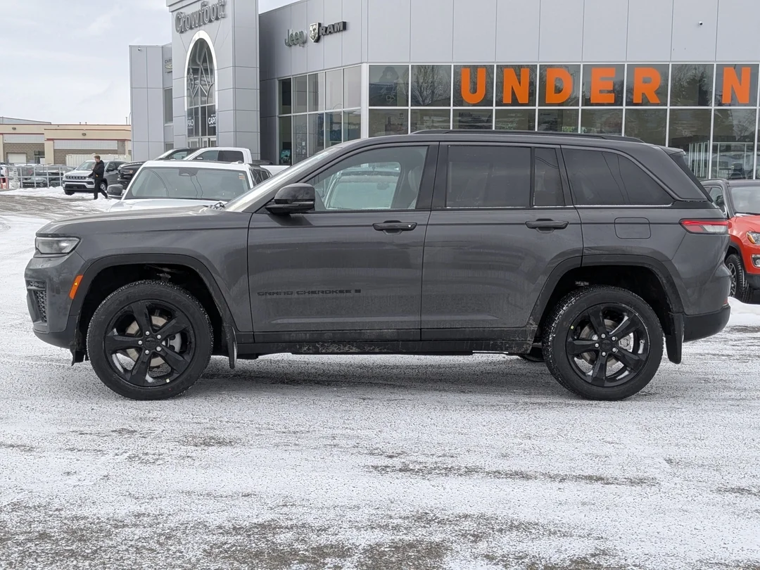 New 2026 Grey Jeep Altitude - - 4x4 - Altitude Appearance Package - Power Sunroof & More! image 5
