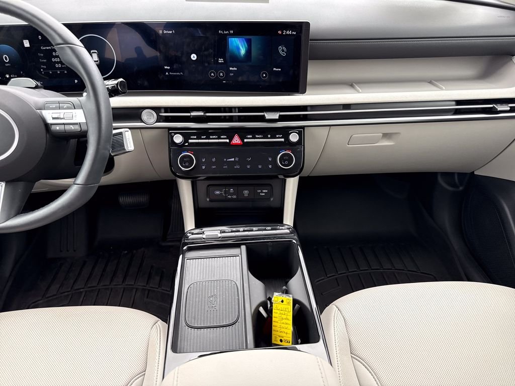 2025 Hyundai Tucson Limited - Photo 15