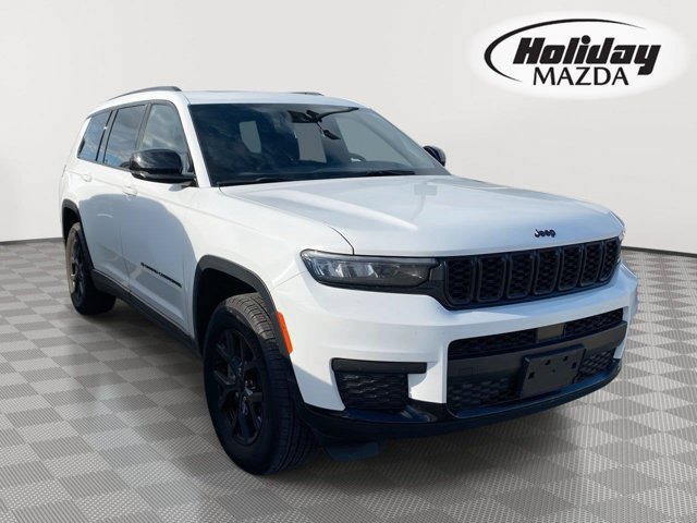 Used 2025 Bright White Clearcoat Jeep Altitude X image 1