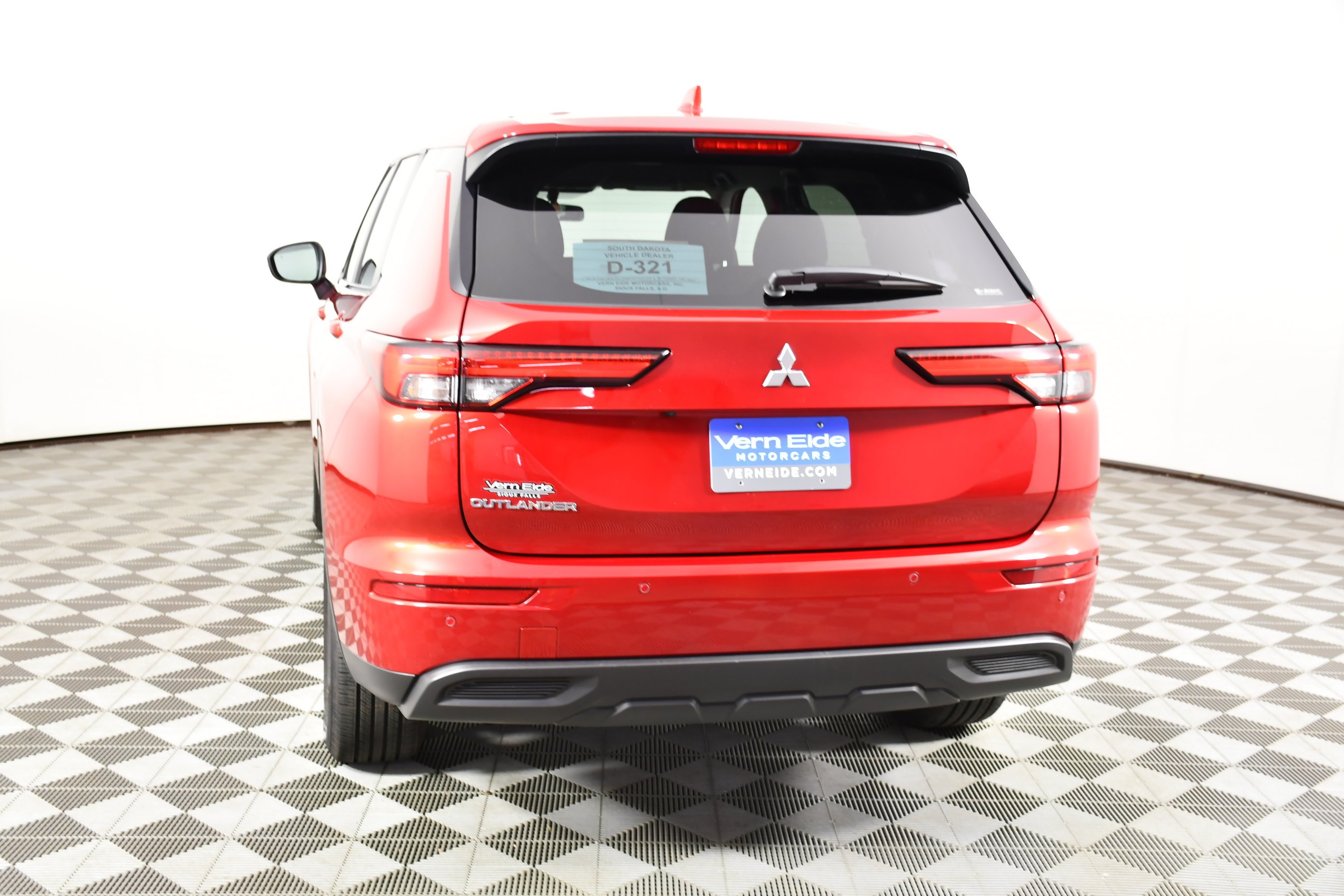 Certified Used 2024 Red Diamond Mitsubishi ES image 7