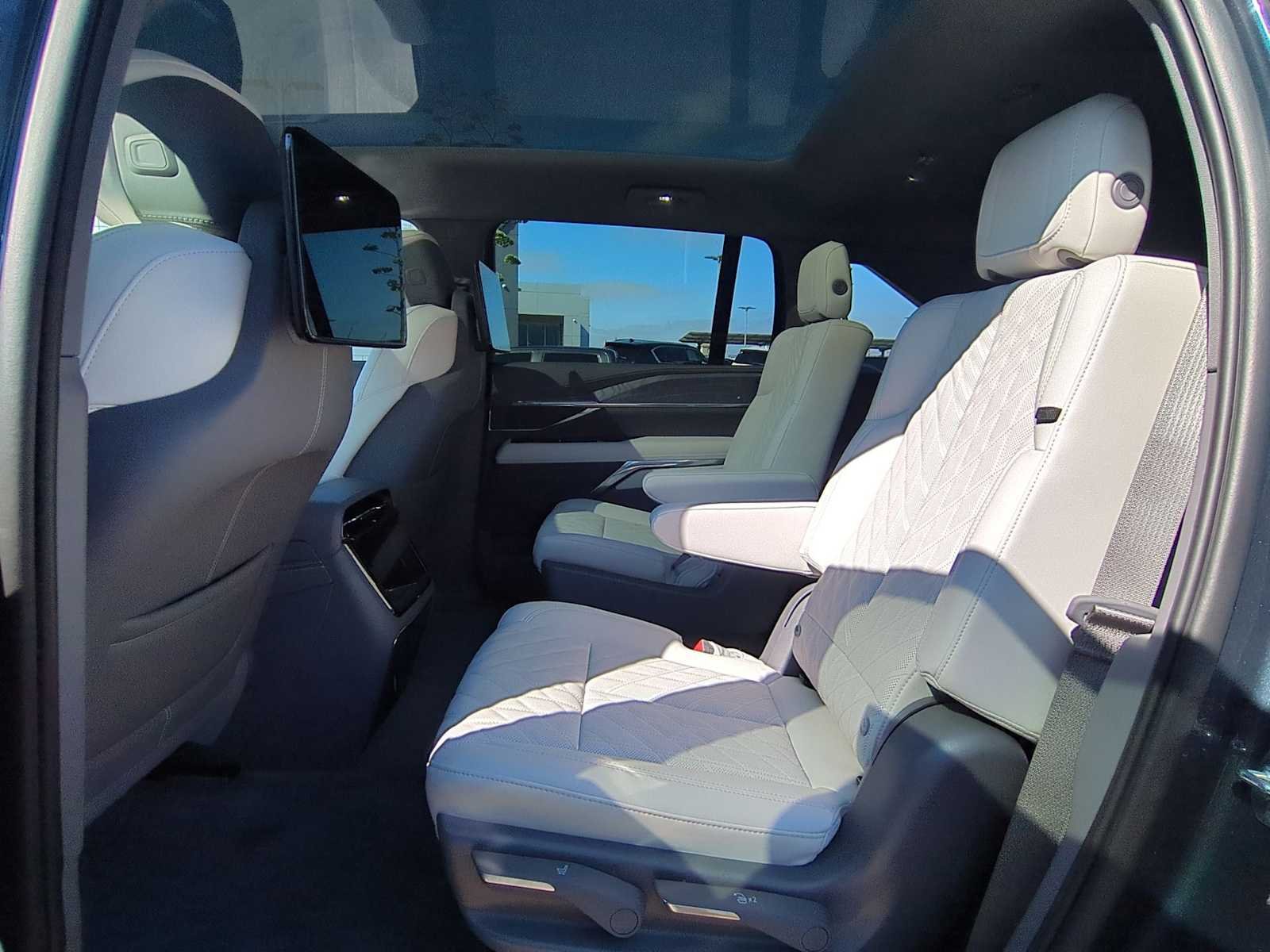 2026 Cadillac Escalade IQ Sport - Photo 24