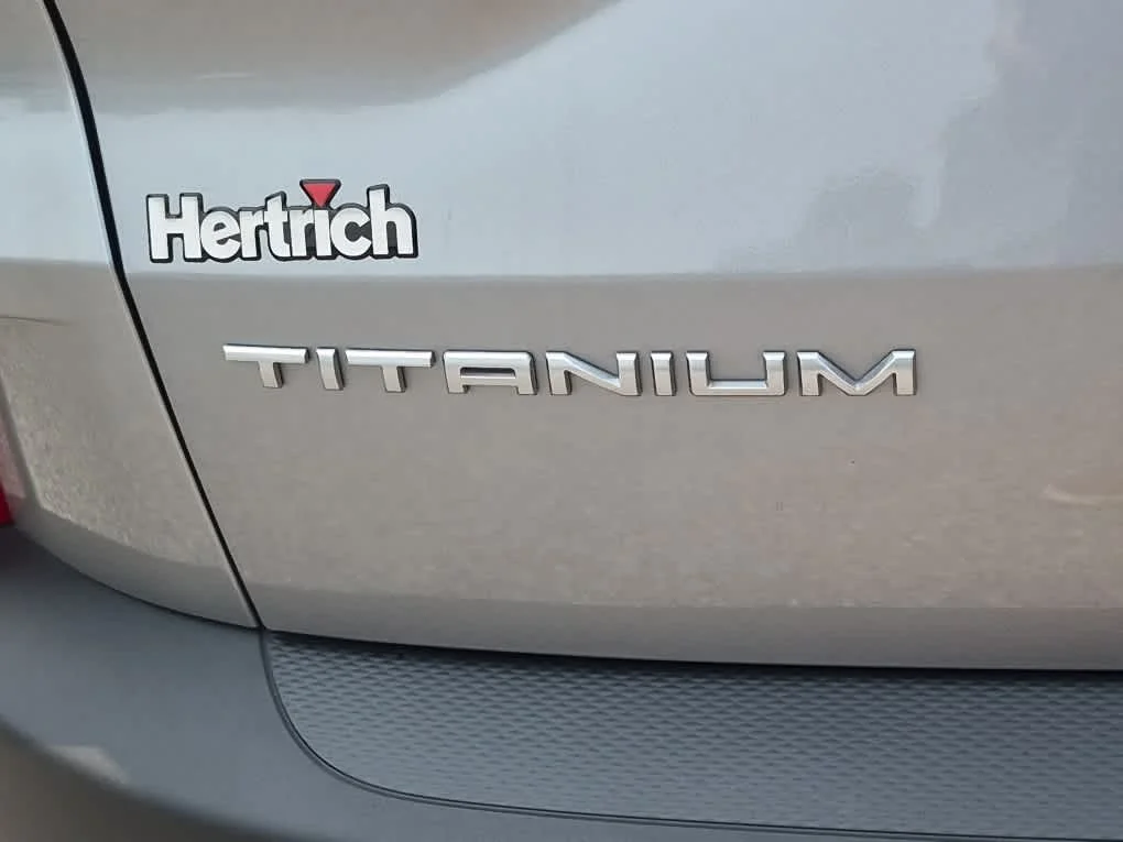 Certified Used 2022 Iconic Silver Metallic Ford Titanium image 23