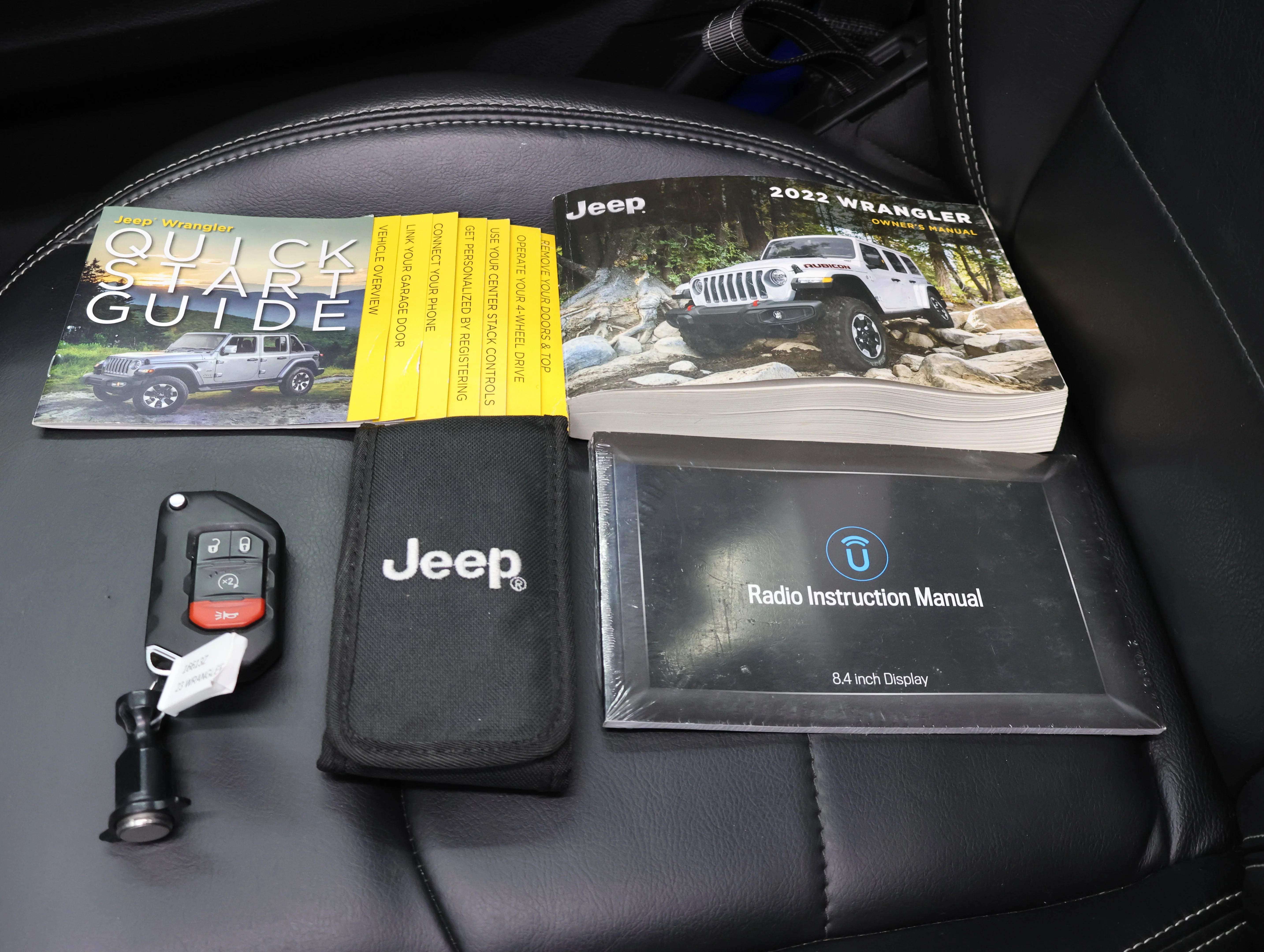 Used 2022 Hydro Blue Pearlcoat Jeep Unlimited Sahara image 63