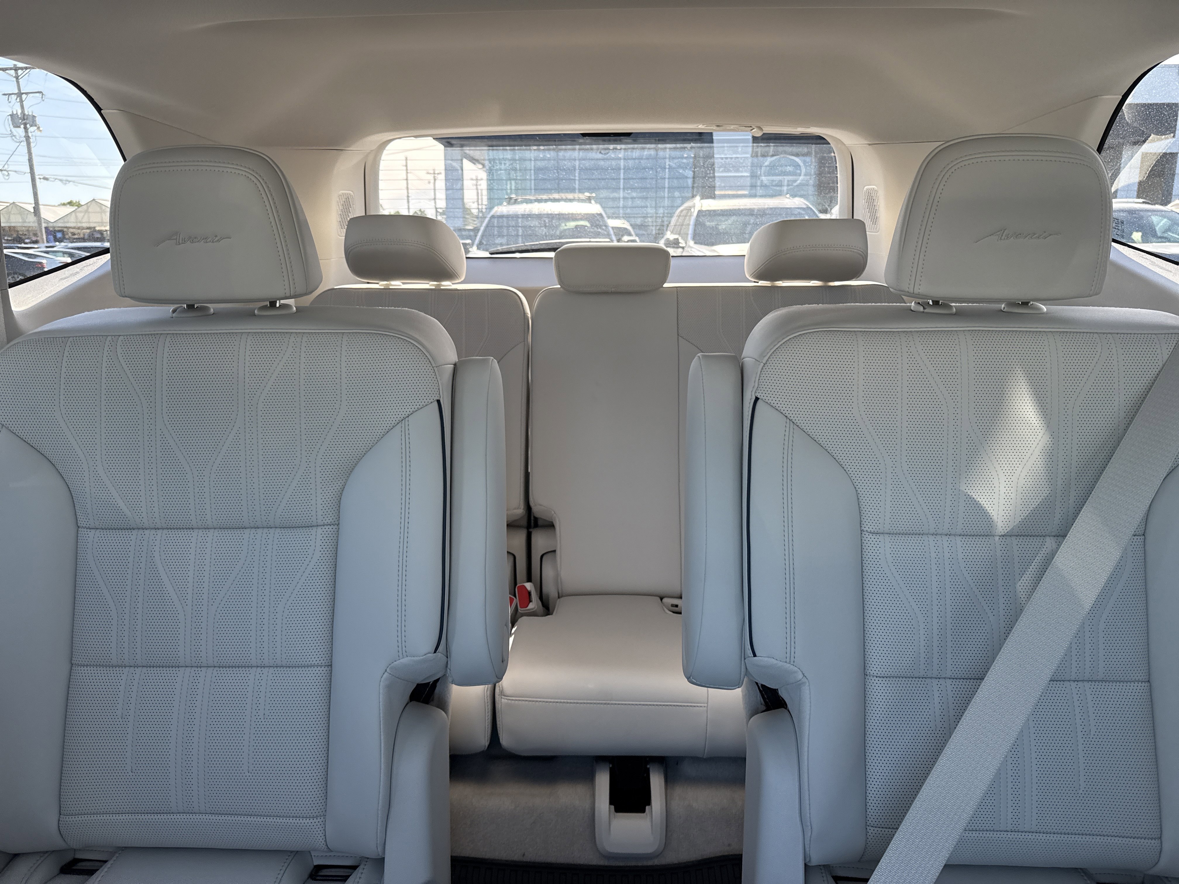 2026 Buick Enclave Avenir - Photo 19