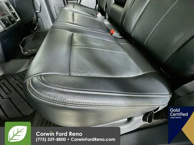Used 2022 Oxford White Ford Lariat image 28