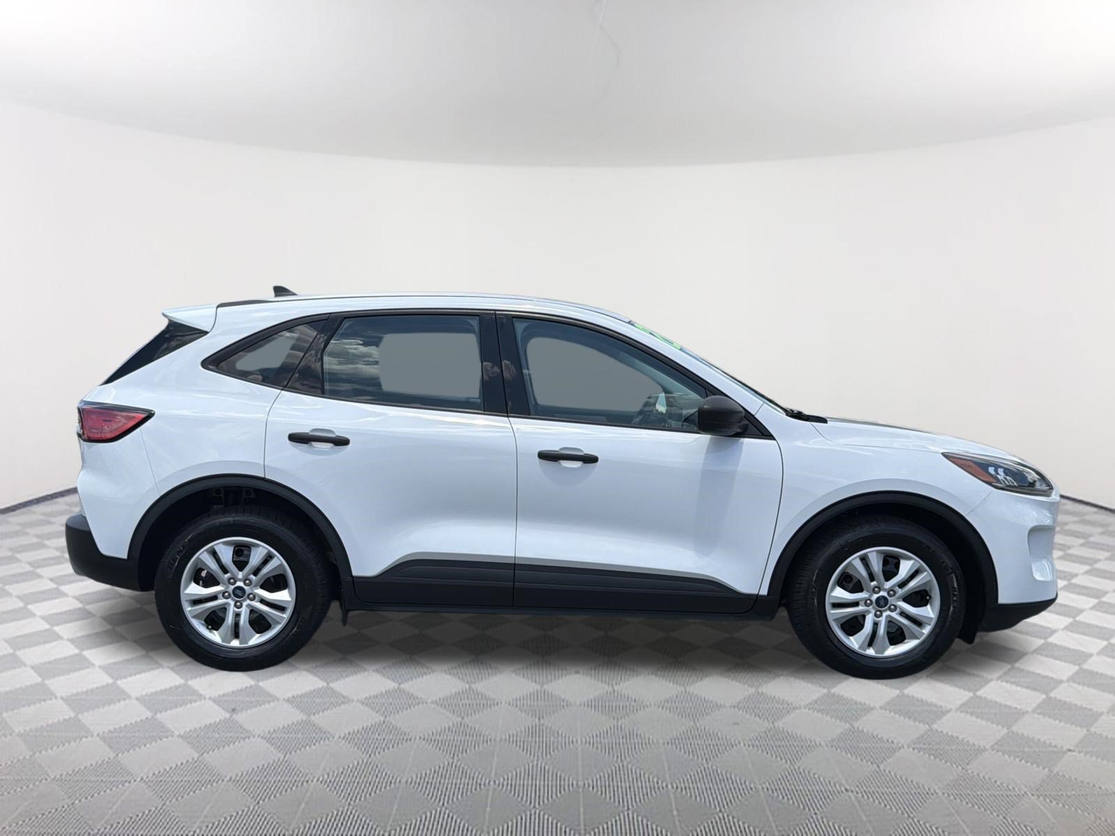 Used 2022 Oxford White Ford S image 17