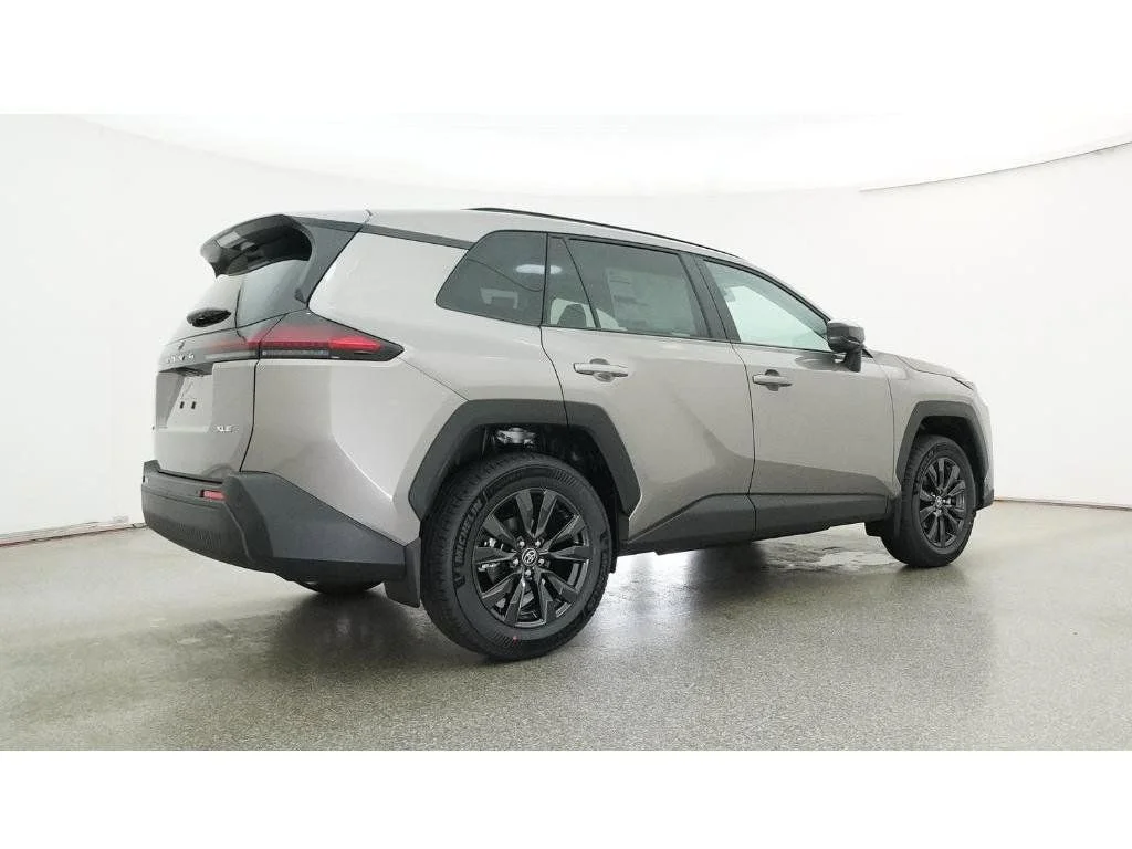 New 2026  Toyota XLE Premium image 32