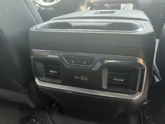 Used 2022 Silver GMC SLT image 12