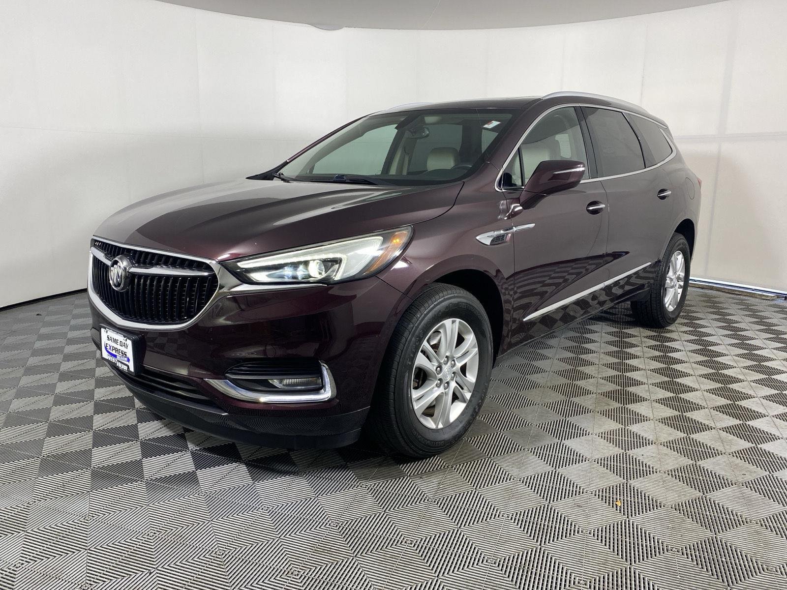 Used 2018 Black Cherry Metallic Buick Essence image 3