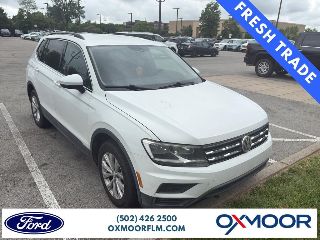 Used 2019 Pure White Volkswagen SE image 1