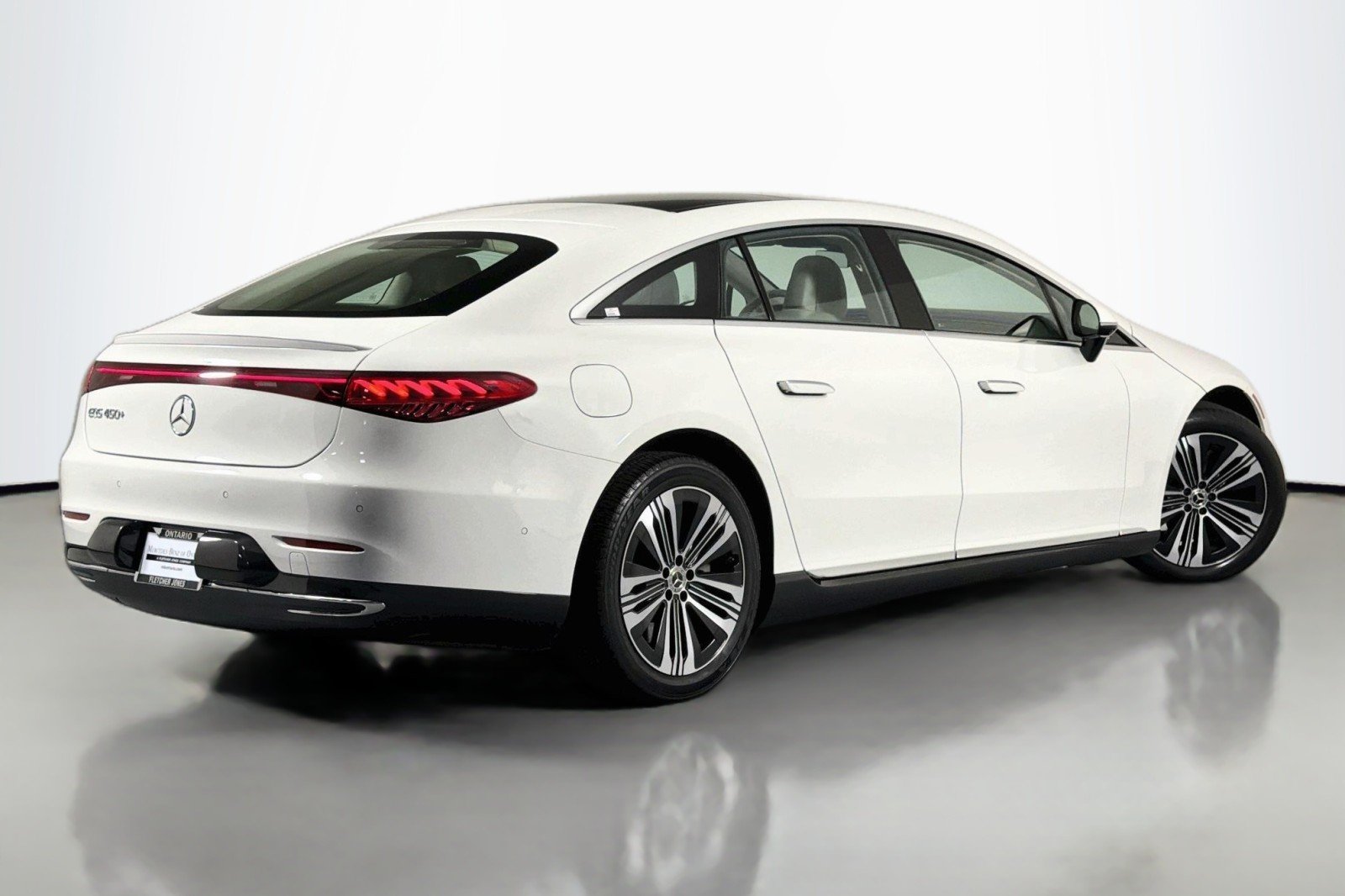 Certified Used 2023 Polar White Mercedes-Benz 450+ image 12