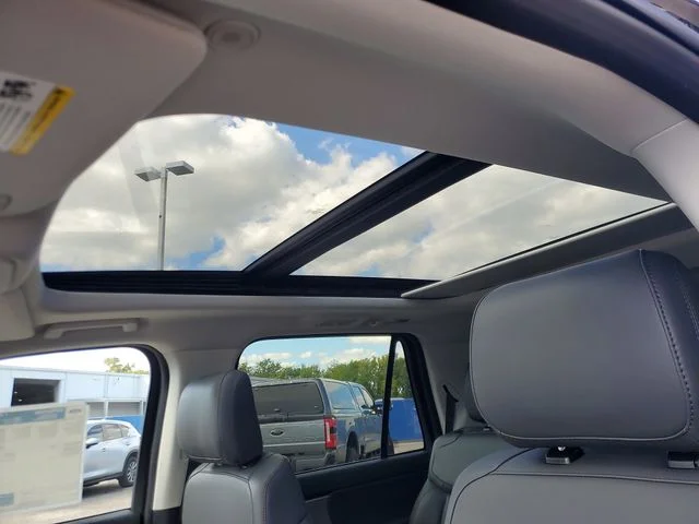 New 2025 Agate Black Metallic Ford Active image 29