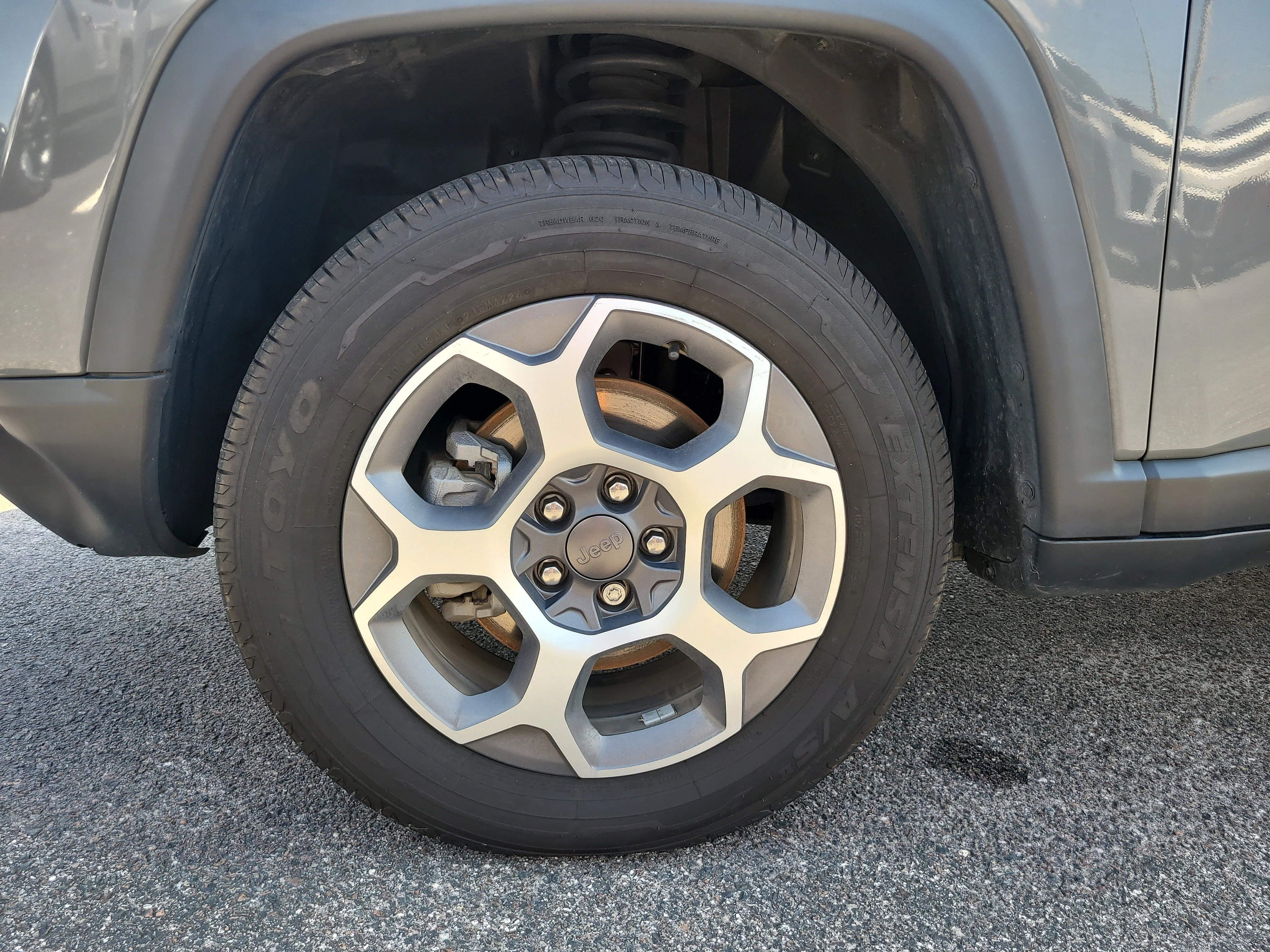 Used 2022 Sting-Gray Clearcoat Jeep Trailhawk image 9