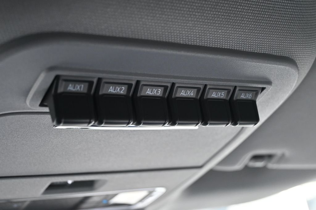 Used 2026 Gray Metallic Ford Lariat image 40