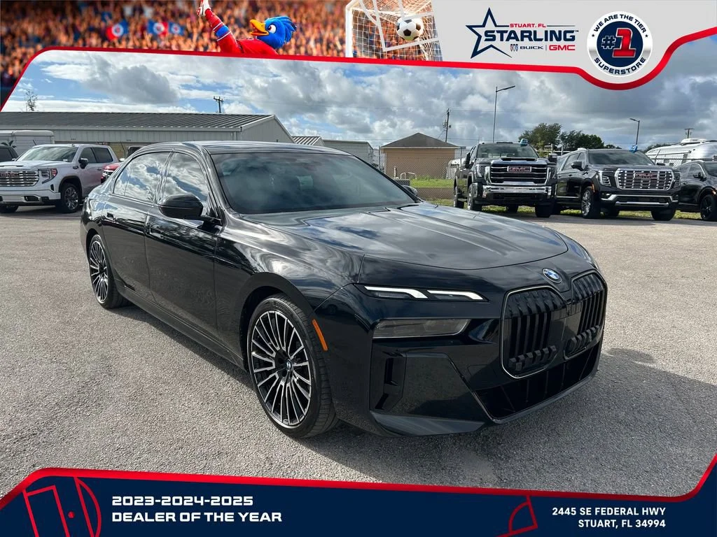 Used 2025 Black BMW 740i image 3