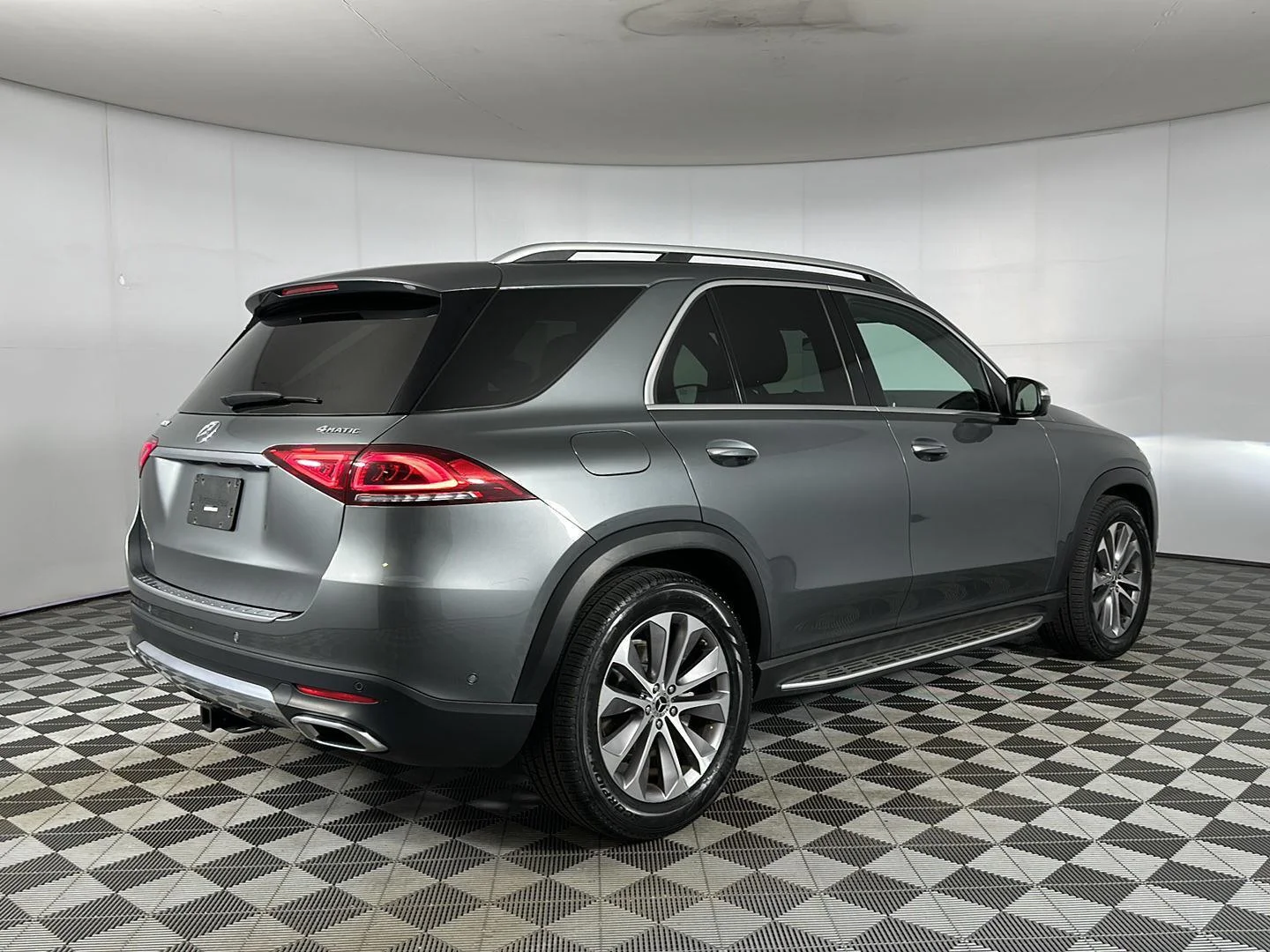 Used 2022 Selenite Grey Metallic Mercedes-Benz GLE 350 image 24