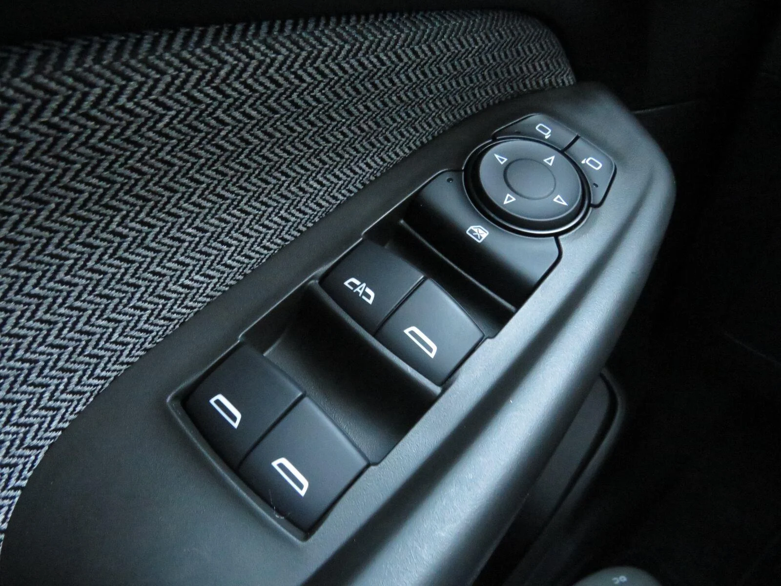 Used 2026 Mosaic Black Metallic Chevrolet LT image 31