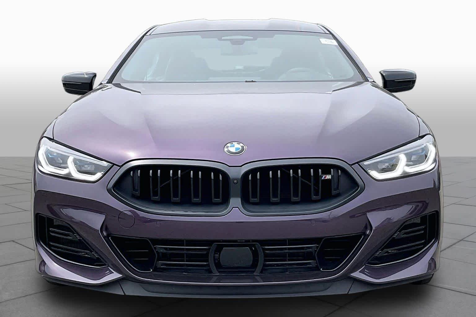 New 2026 Daytona Violet Metallic BMW M850i image 3