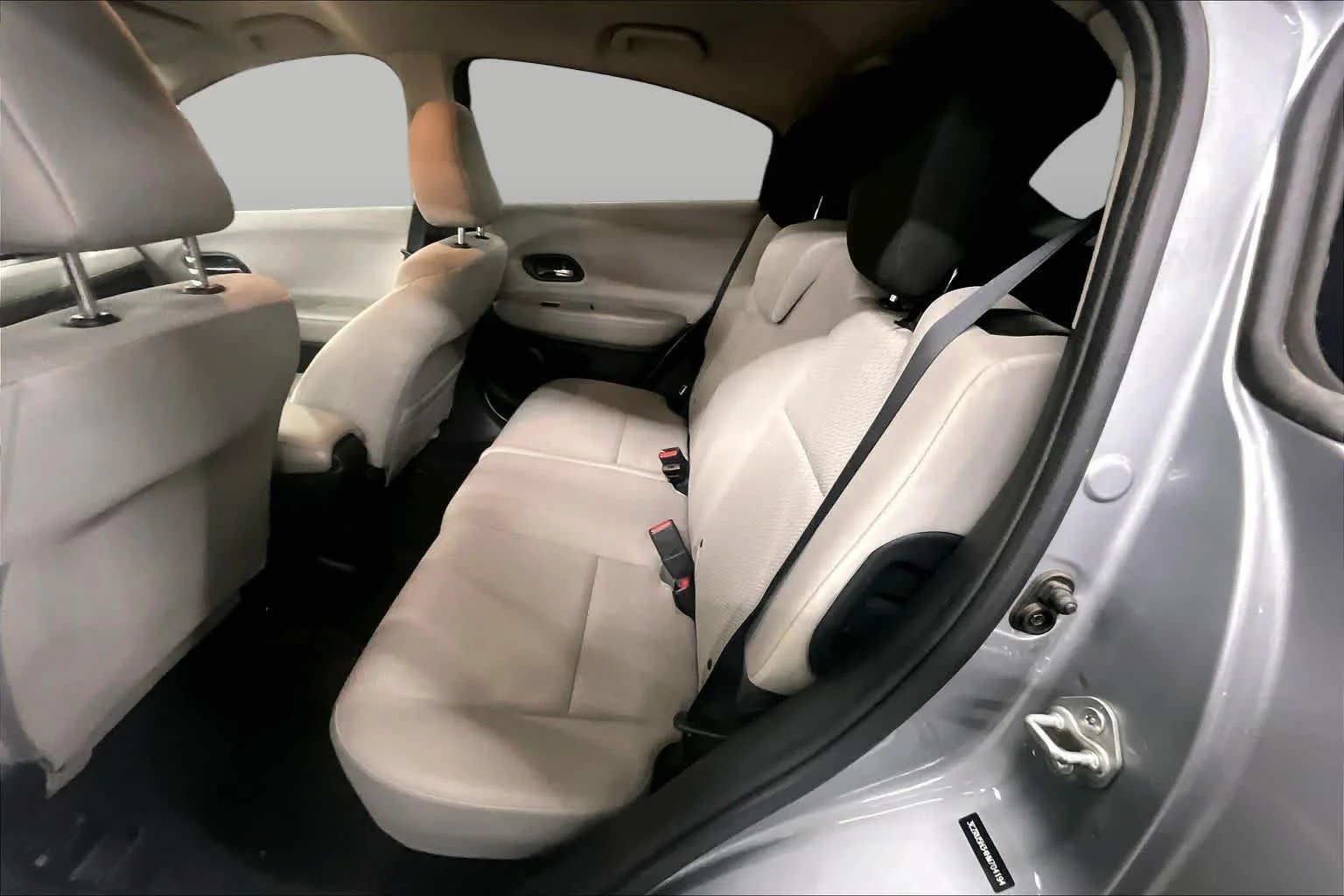 Used 2017 Lunar Silver Metallic Honda LX image 19
