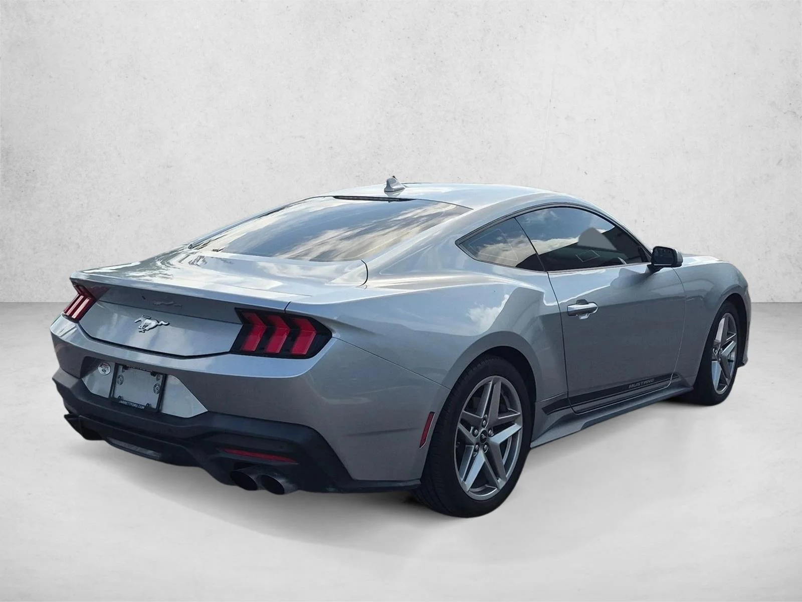 Used 2024 Iconic Silver Metallic Ford EcoBoost image 5