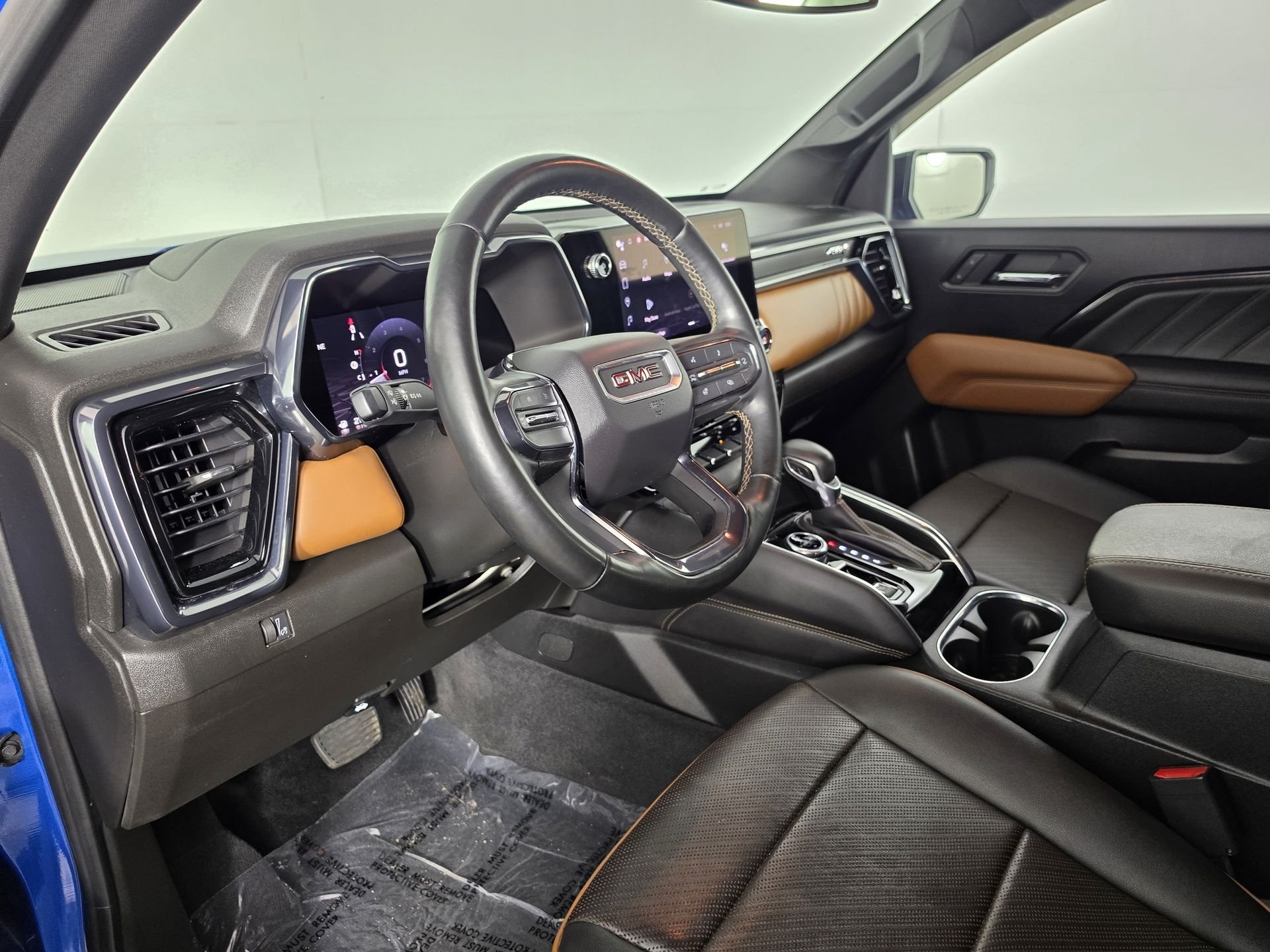2023 GMC Canyon AT4 - Photo 15