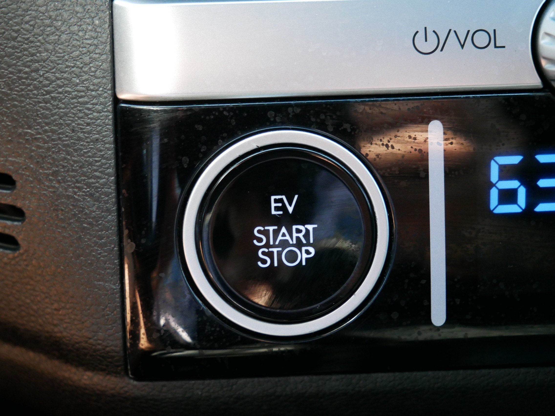 Certified Used 2023 Onyx Black Hyundai Limited image 36