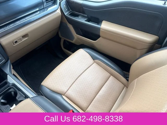 Used 2025 White Ford Lariat image 14