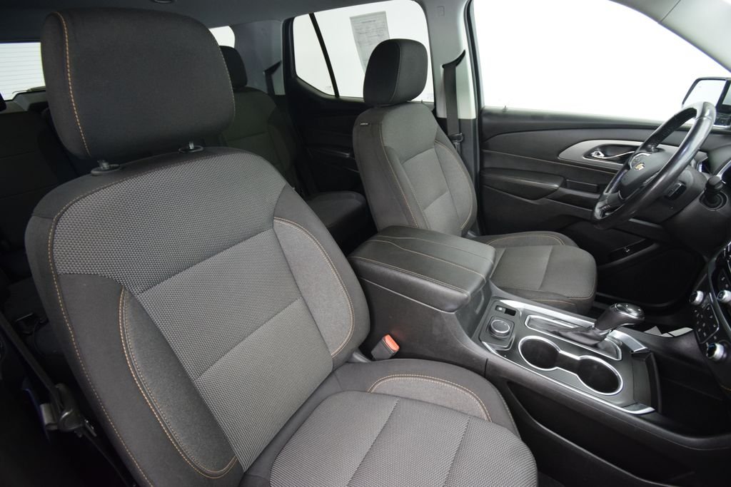 Used 2019 Silver Chevrolet LT image 14