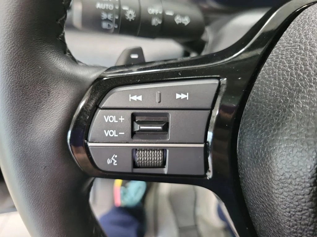 Used 2025 Black Honda Elite image 44