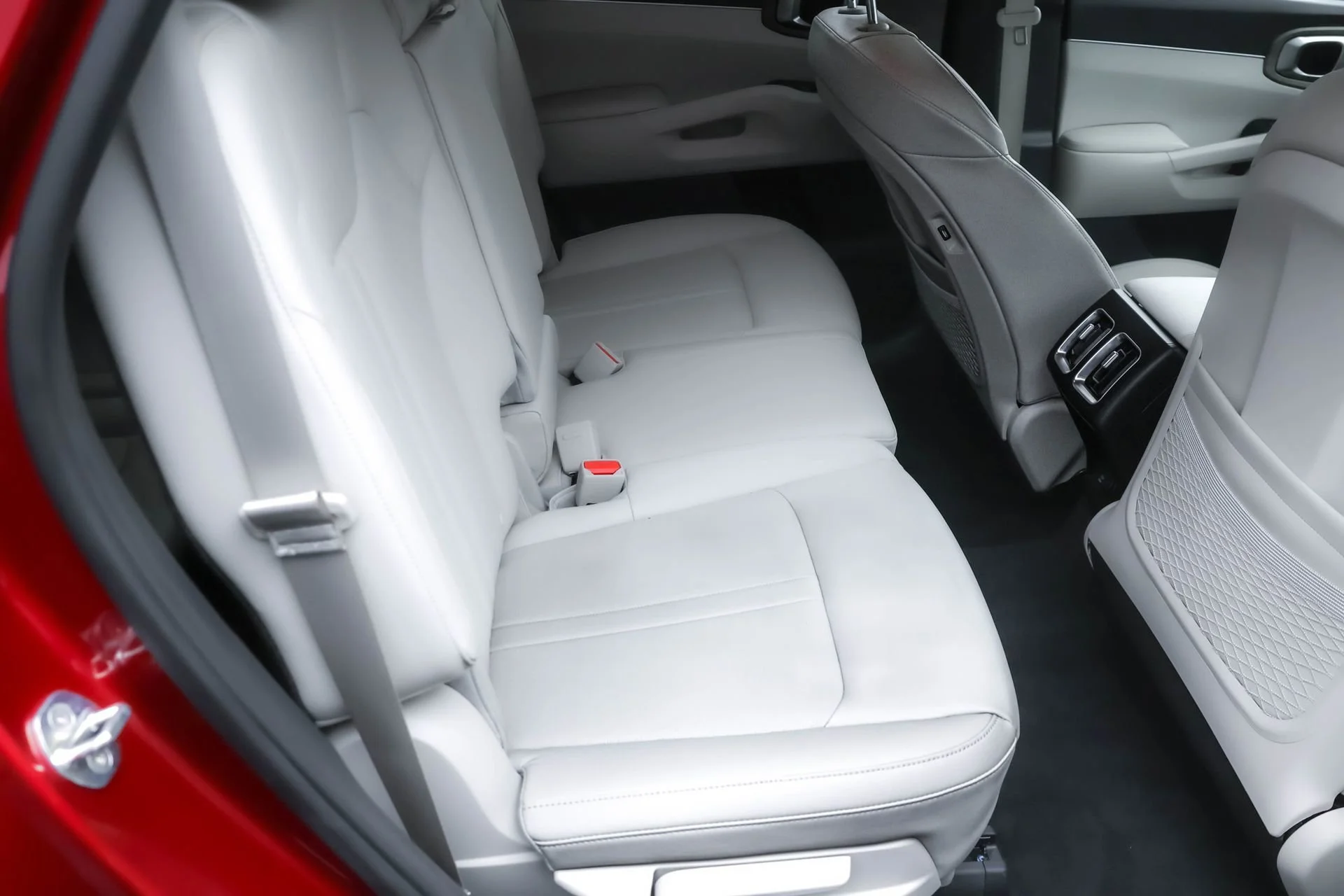 Used 2022 Red Kia X-Line S image 32
