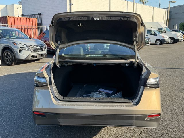 New 2027 Imperial Bronze Nissan SV image 5