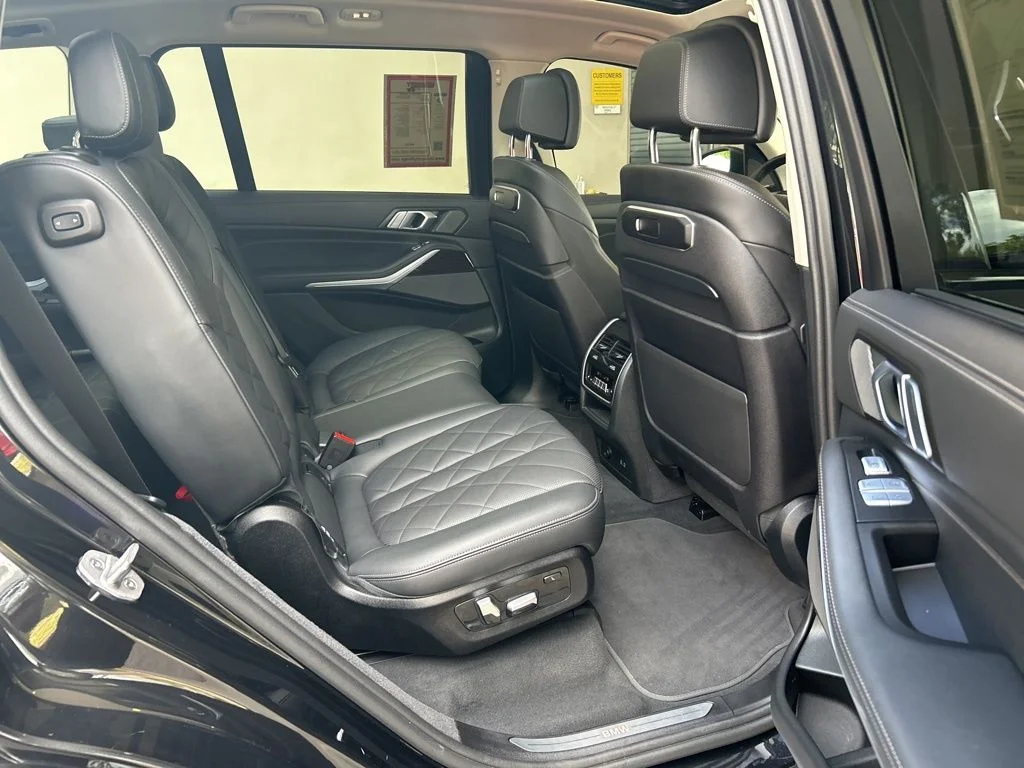 Used 2024 Black BMW xDrive40i image 35