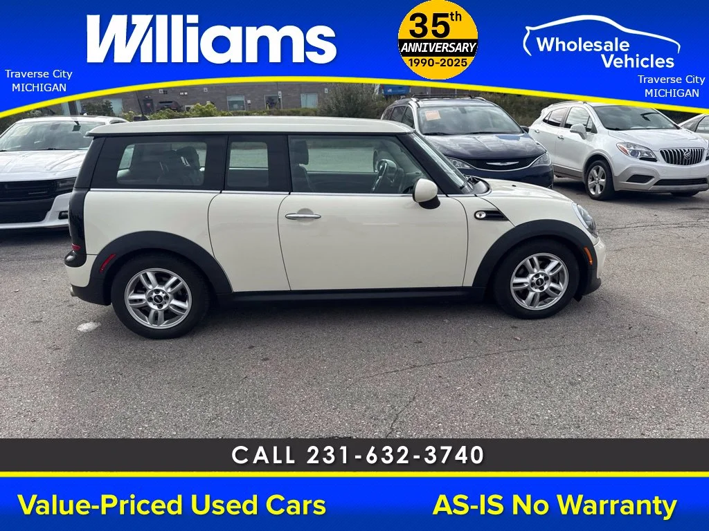 Used 2013 Pepper White MINI Clubman image 11