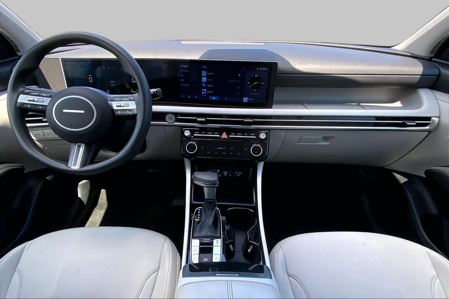 Used 2025 Shimmering Silver Hyundai SEL image 14