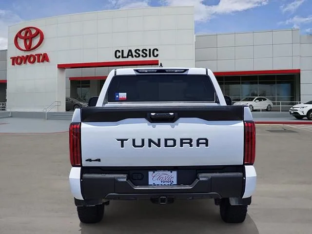Used 2025 Ice Cap Toyota SR5 image 5