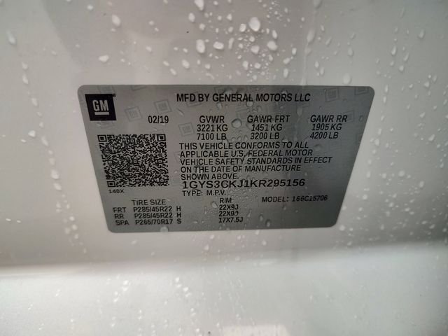 Used 2019 White Cadillac Premium Luxury image 32