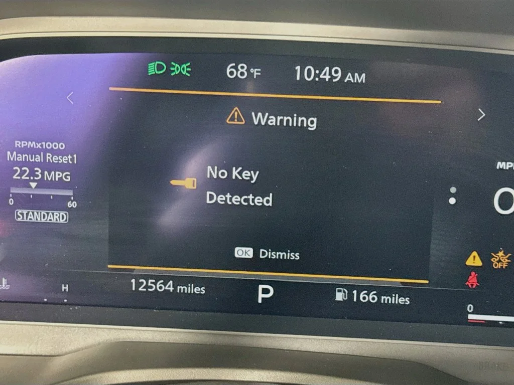Used 2024 Gray Nissan Platinum image 14