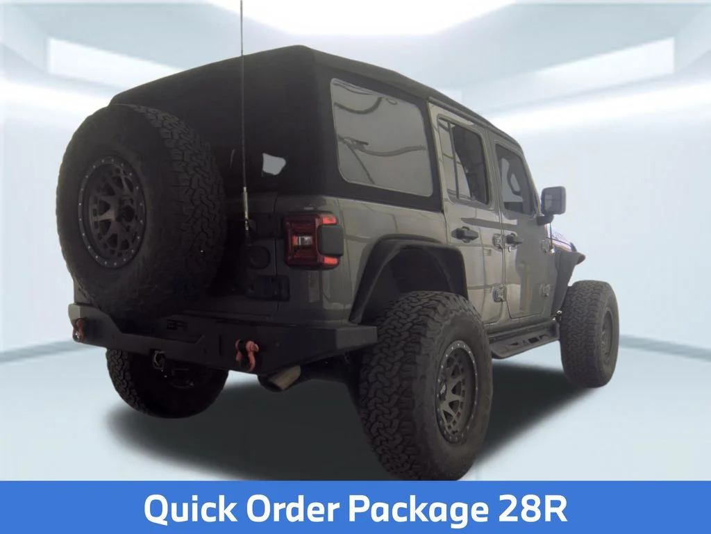 Used 2019 Gray Jeep Unlimited Rubicon image 2