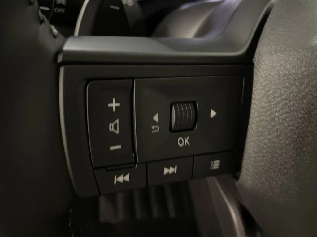 2026 Nissan Rogue Dark Armor - Photo 15