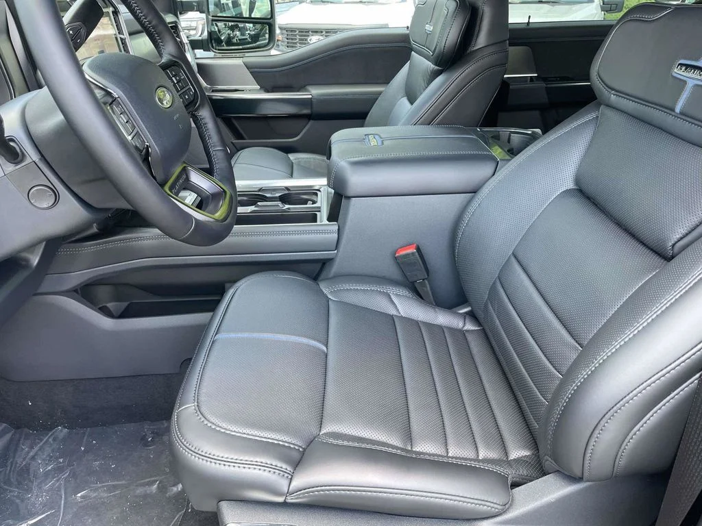 New 2026 Gray Ford Platinum image 13